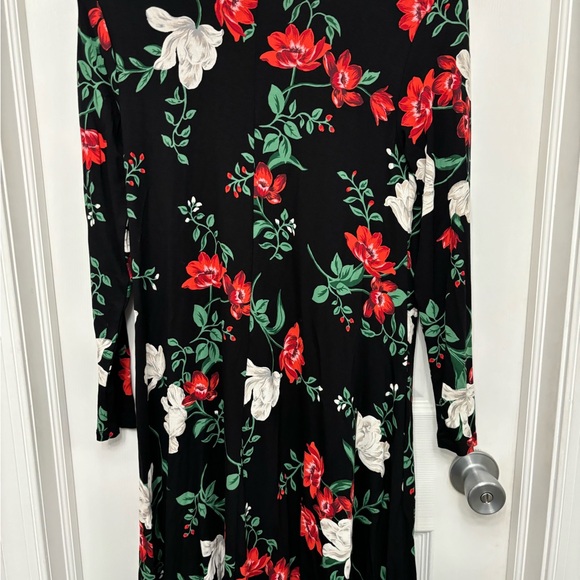 Old navy floral dress nwt - Picture 2 of 4